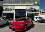 VOLKSWAGEN Golf 1.6 TDI READY GO