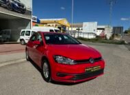 VOLKSWAGEN Golf 1.6 TDI READY GO