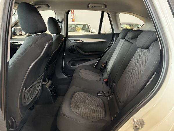 BMW X1 2.0D 150CV AUTOMATICO - Imagen 6
