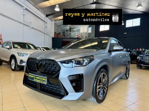 BMW X2 2.0D 150CV PACK M (GRIS MATE)